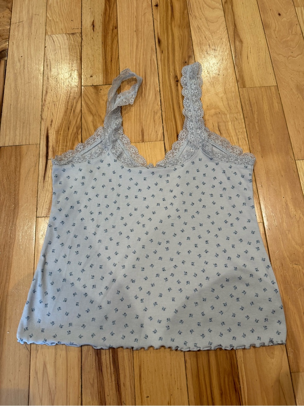 H&M Tank Top - Picture 6 of 6